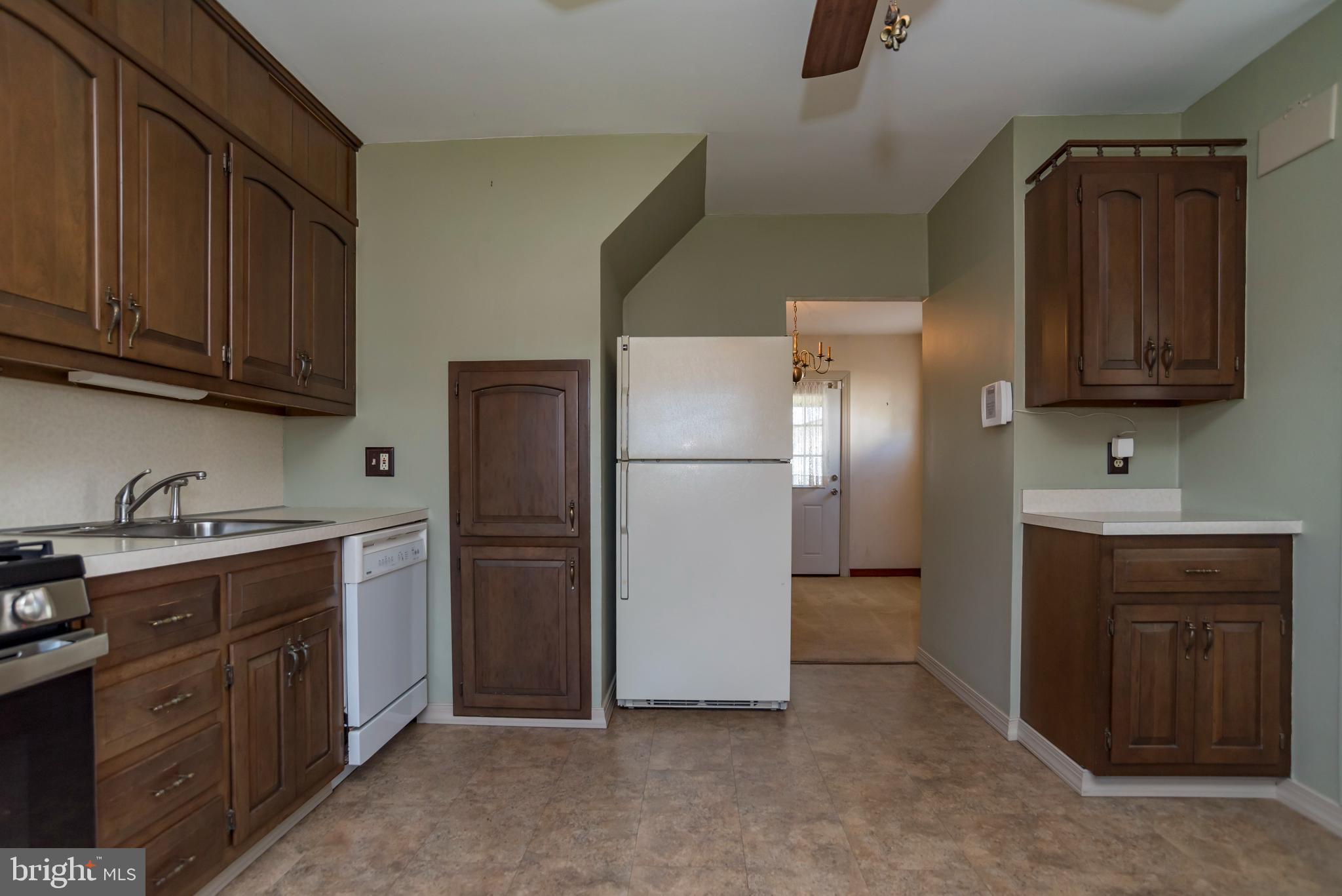 2824 Nature Road Philadelphia, PA 19154 - Photo 8 of 50 Gallery Image 8