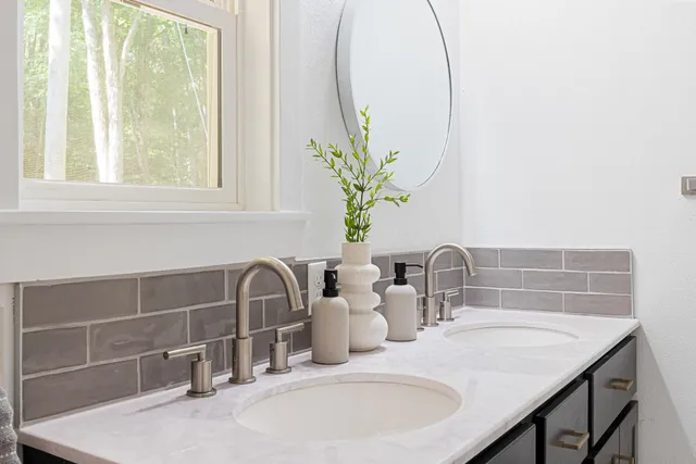 $249,900 | 1050 Wicker Road Southeast, Stanton, MI 48888