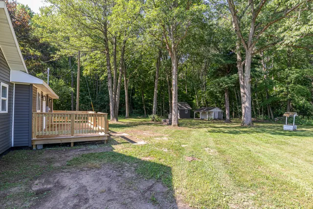 $249,900 | 1050 Wicker Road Southeast, Stanton, MI 48888