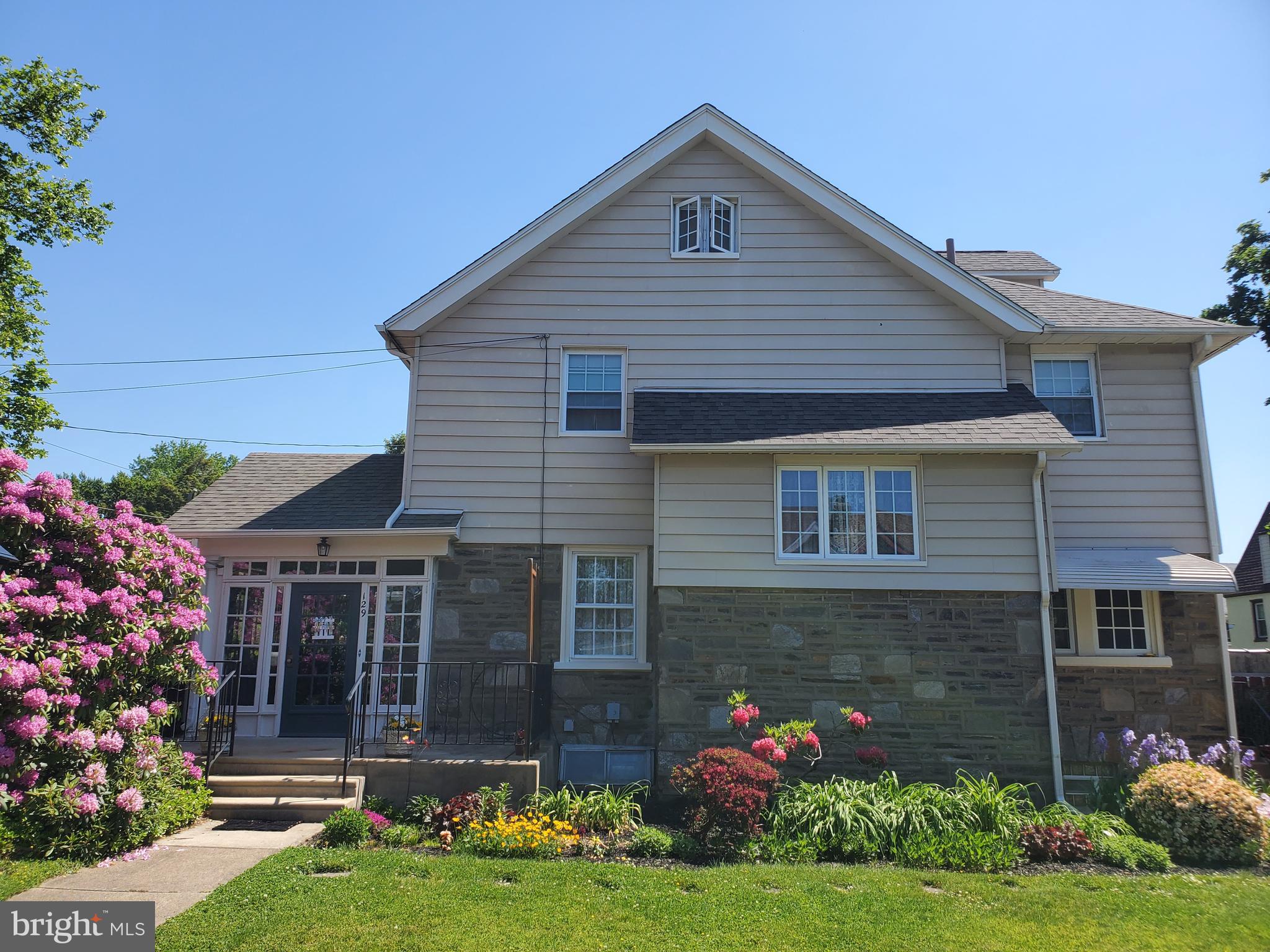 129 Summit Avenue Upper Darby, PA 19082 - Photo 1 of 1 Gallery Image 1