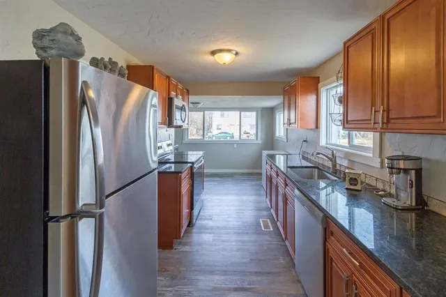 $339,950 | 2327 East Longfellow Avenue, Spokane, WA 99207