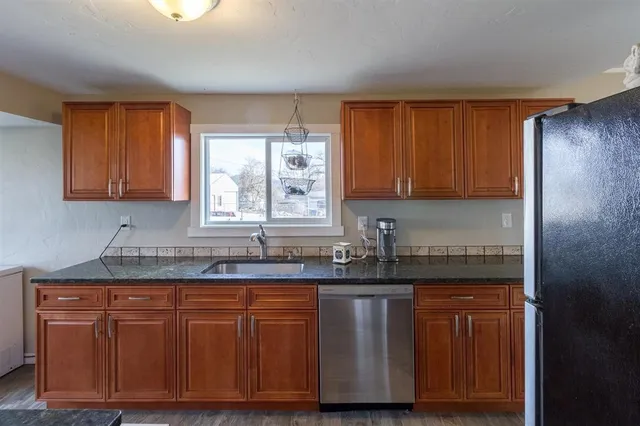 $339,950 | 2327 East Longfellow Avenue, Spokane, WA 99207