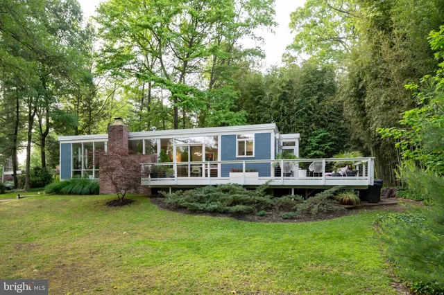 $4,500 | 2300 Kimbro Street, Alexandria, VA 22307