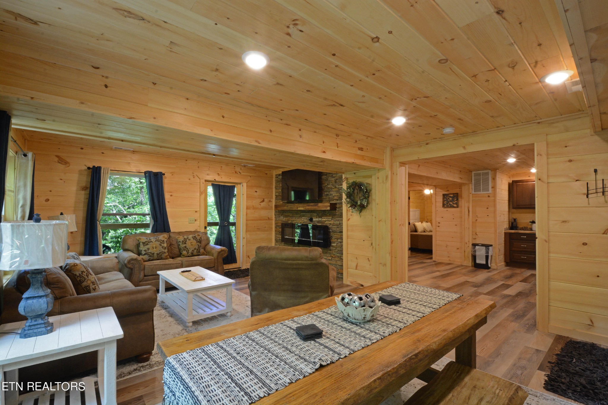 908 Bryan View Road Sevierville, TN 37862 - Photo 10 of 33 Gallery Image 10
