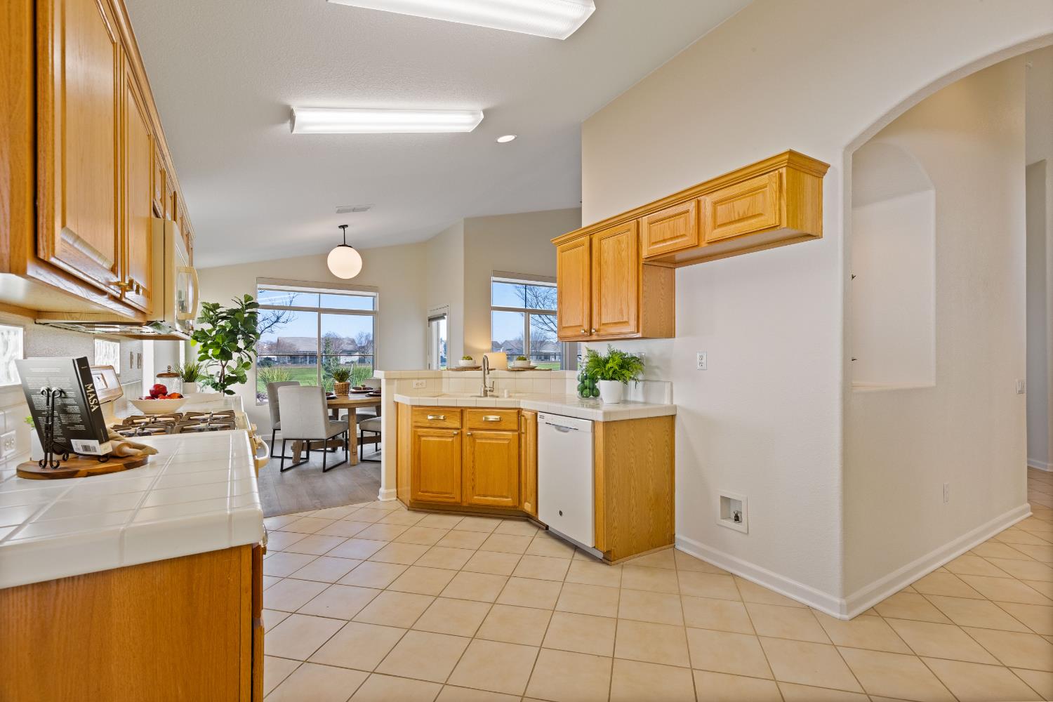 7082 Cope Ridge Way Roseville, CA 95747 - Photo 12 of 33