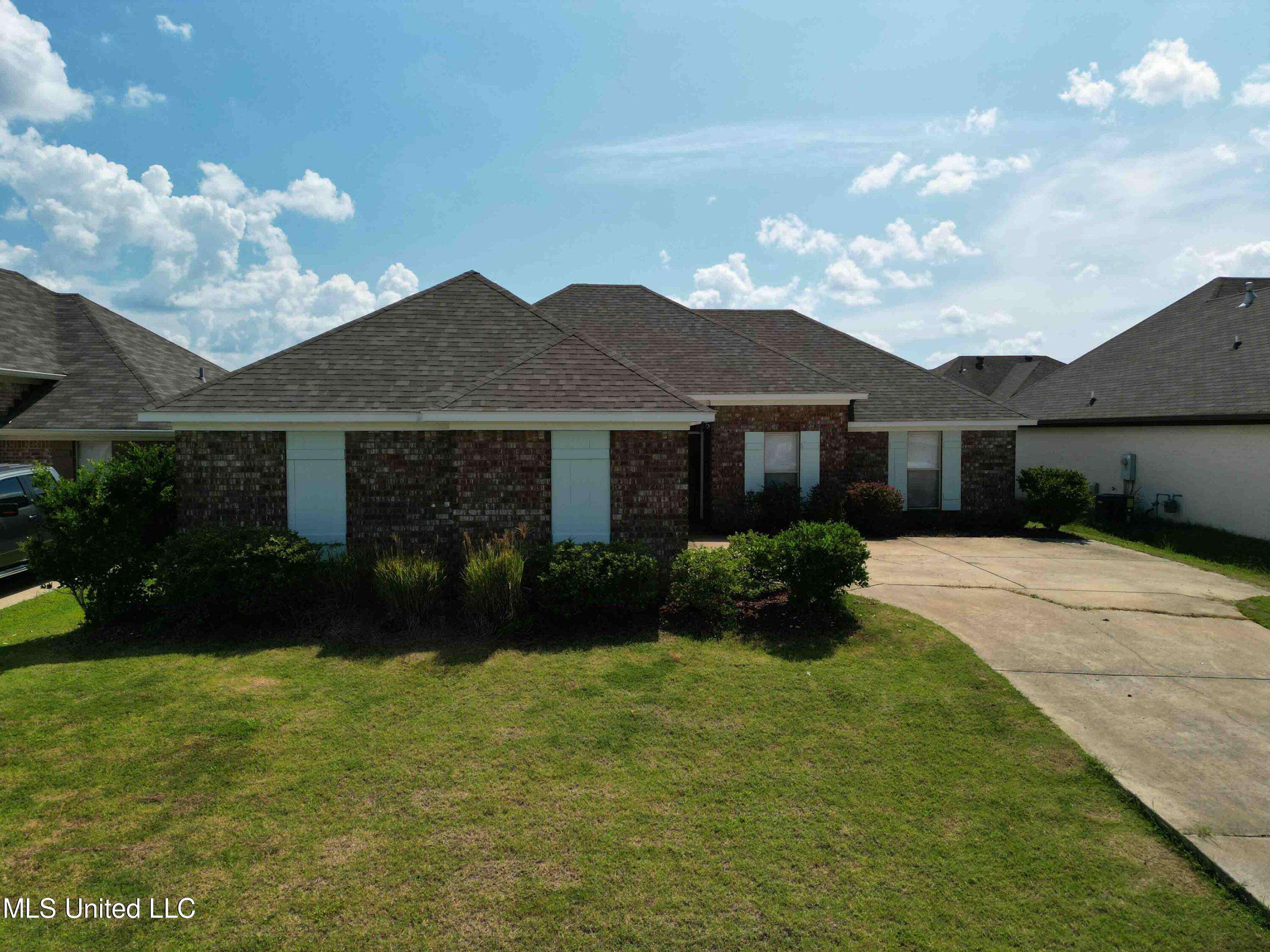 221 Greenfield Ridge Drive Brandon, MS 39042 - Photo 26 of 28 221GreenfieldRidgeDr-2