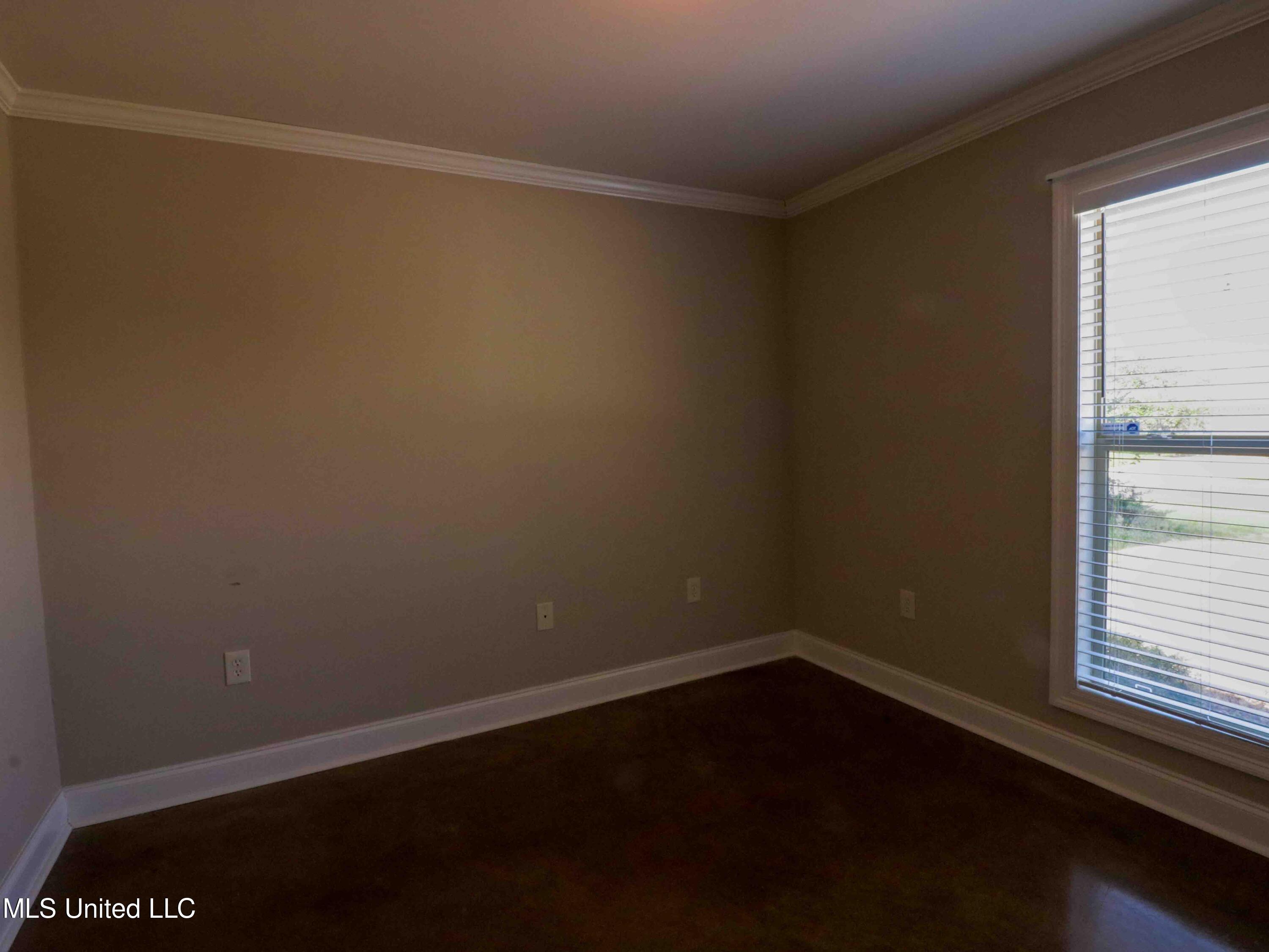 221 Greenfield Ridge Drive Brandon, MS 39042 - Photo 9 of 28 221GreenfieldRidgeDr-13