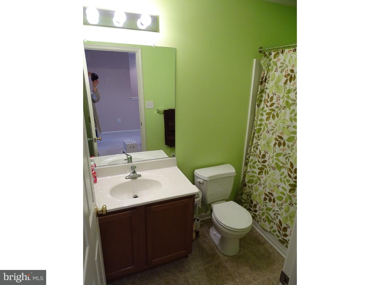 931 Lansdowne Road Middletown, DE 19709 - Photo 13 of 19 Bathroom