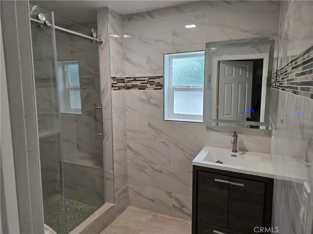 $1,950 | 2355 North D Street, San Bernardino, CA 92405