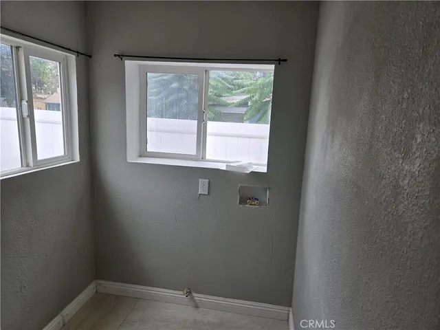 $1,950 | 2355 North D Street, San Bernardino, CA 92405