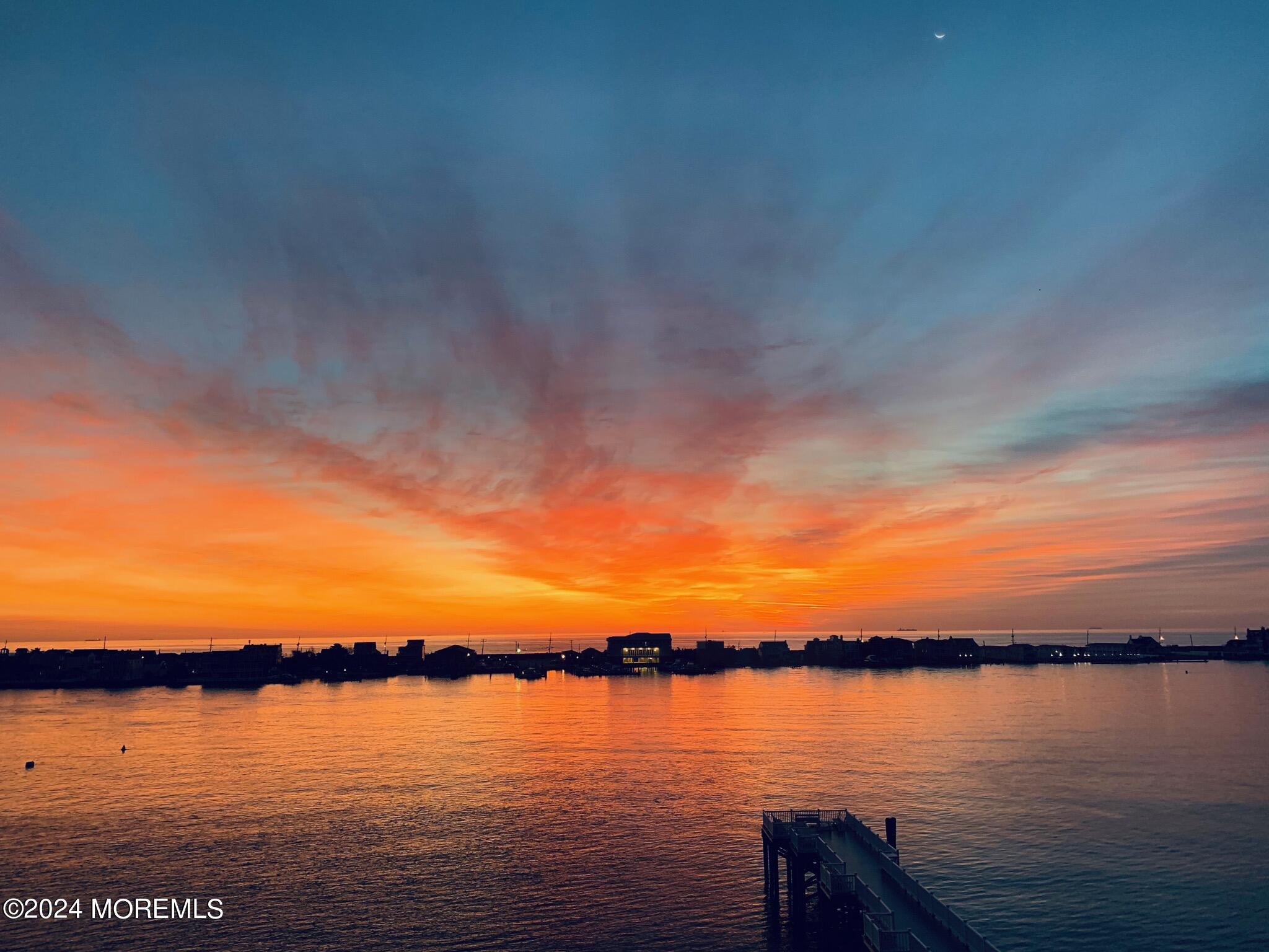 200 Portland Road, Unit B7 Highlands, NJ 07732 - Photo 1 of 20 Wyndmoor Sunset
