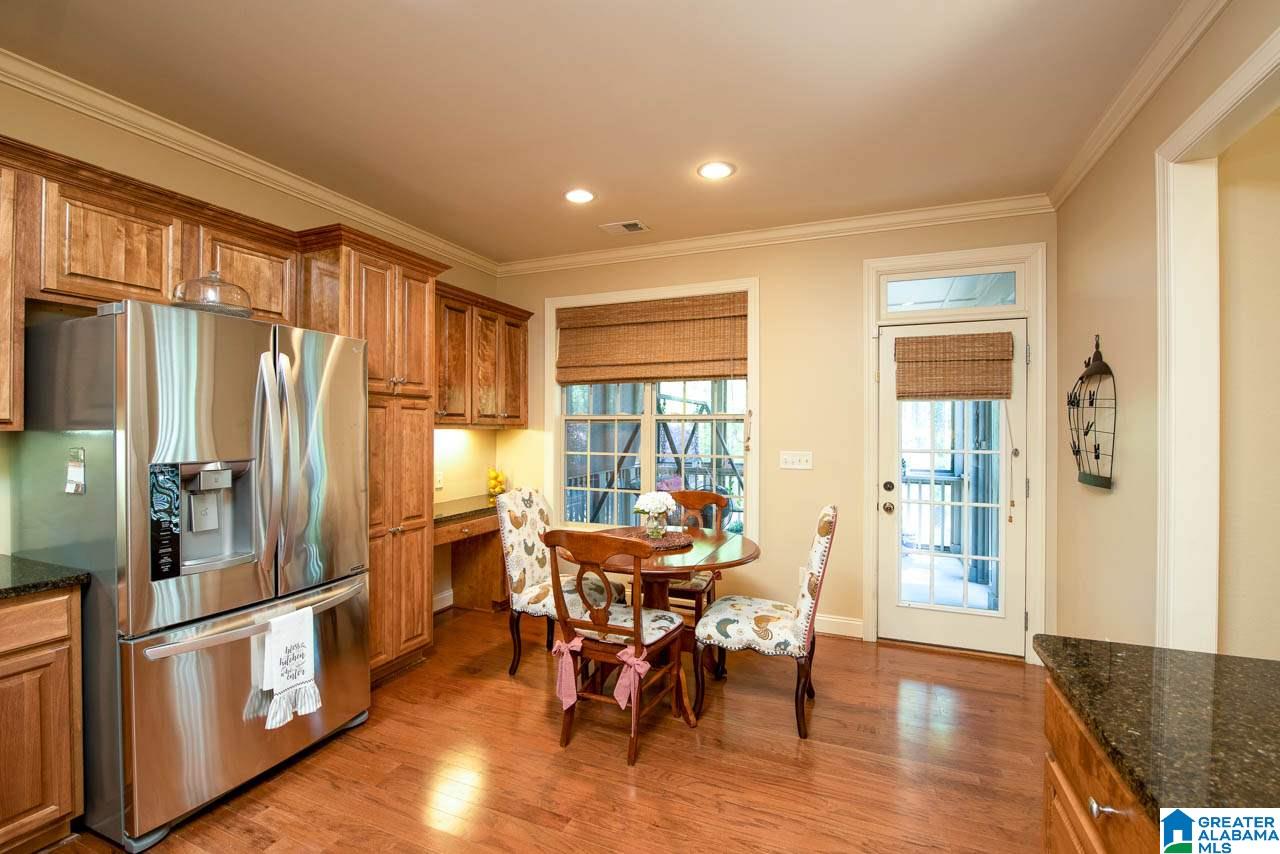 926 Haddington Dale Pelham, AL 35124 - Photo 7 of 41