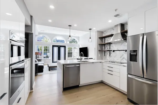 $949,000 | 435 Rhode Island Avenue Northwest, Washington, DC 20001