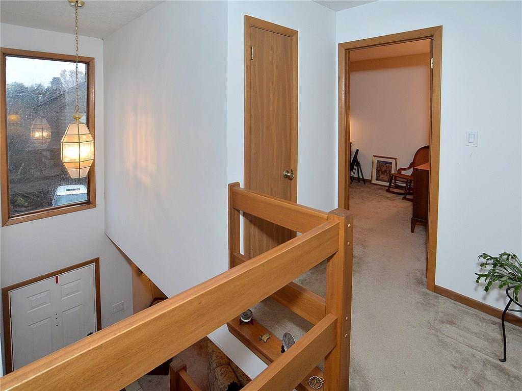 504 Spring Run Drive Monroeville, PA 15146 - Photo 11 of 22 Gallery Image 11