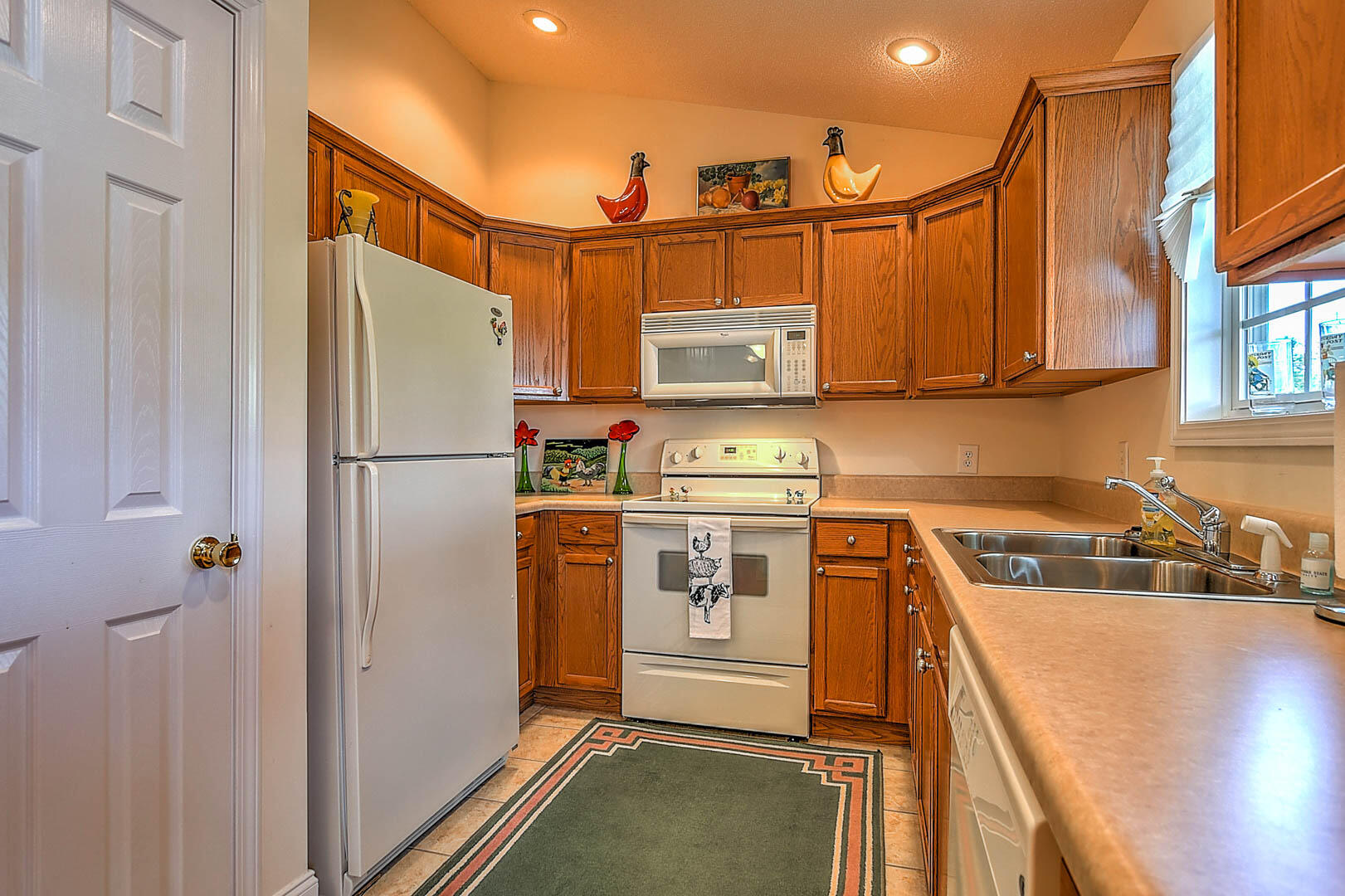 635 McInturff Road Telford, TN 37690 - Photo 5 of 25 635 McInturff-36
