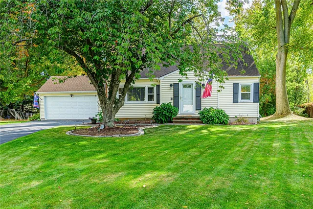 $324,500 | 671 Adeline Drive, Webster, NY 14580