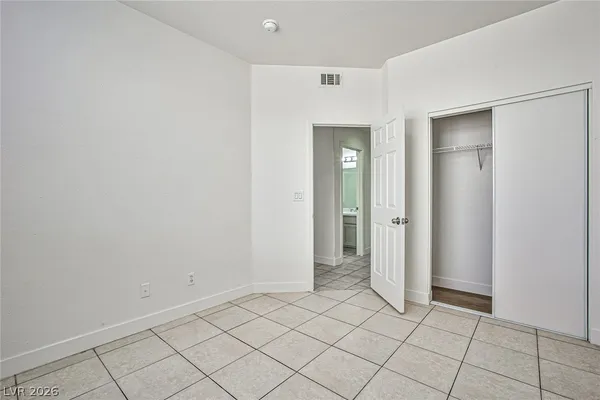 $2,380 | 4823 Sangay Way, Las Vegas, NV 89147
