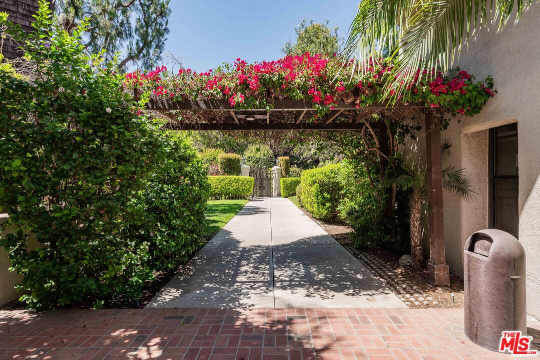 950 North Kings Road, Unit 216 West Hollywood, CA 90069 - Photo 19 of 19
