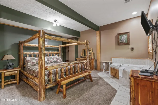 $449,900 | 1613 Misty Hollow Road, Gatlinburg, TN 37738