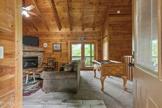 $449,900 | 1613 Misty Hollow Road, Gatlinburg, TN 37738