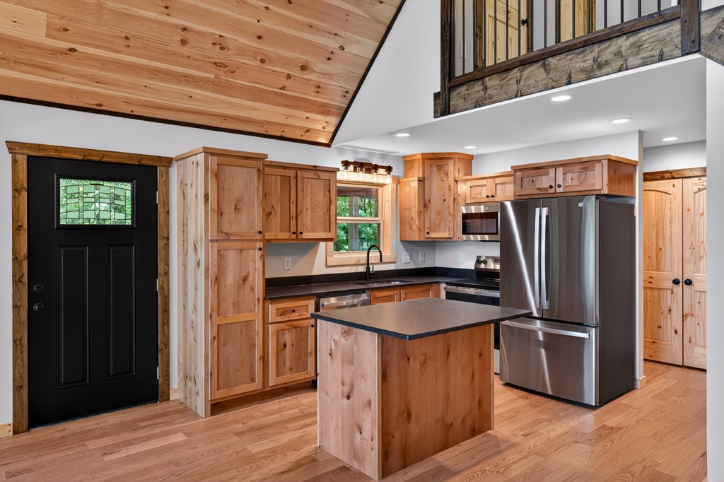 1386 Outlook Road Murphy, NC 28906 - Photo 5 of 40