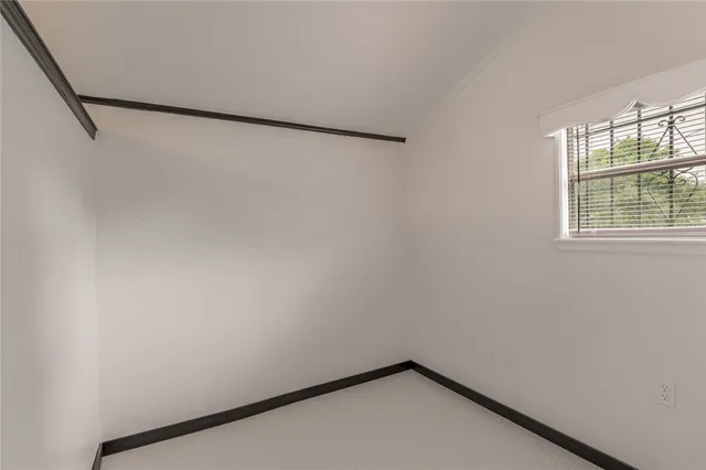 $600 | 128 Johnnie Street, Trinity, TX 75862