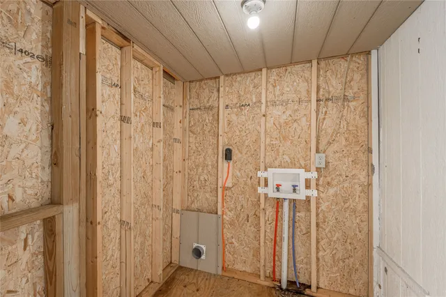 $600 | 128 Johnnie Street, Trinity, TX 75862