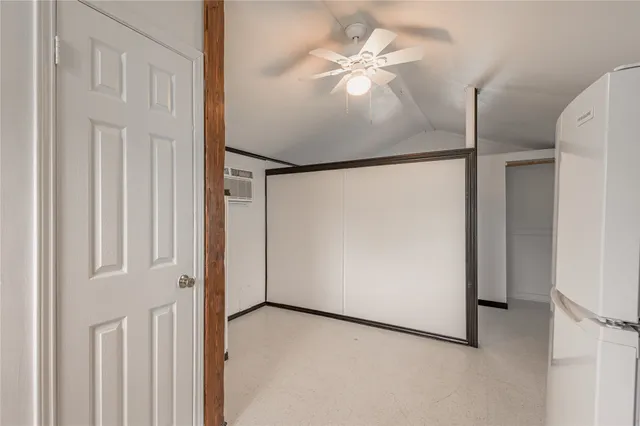 $600 | 128 Johnnie Street, Trinity, TX 75862