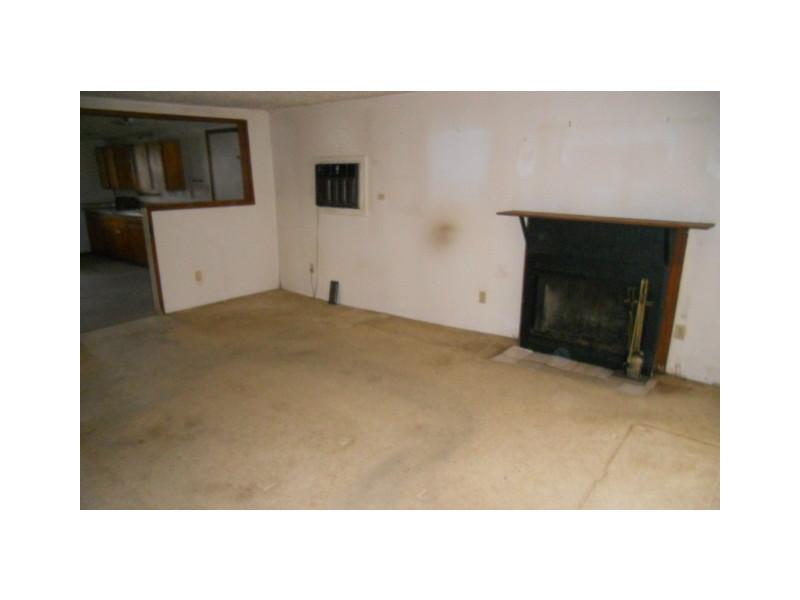 1120 Mitthoeffer Road Indianapolis, IN 46229 - Photo 4 of 9 Gallery Image 4