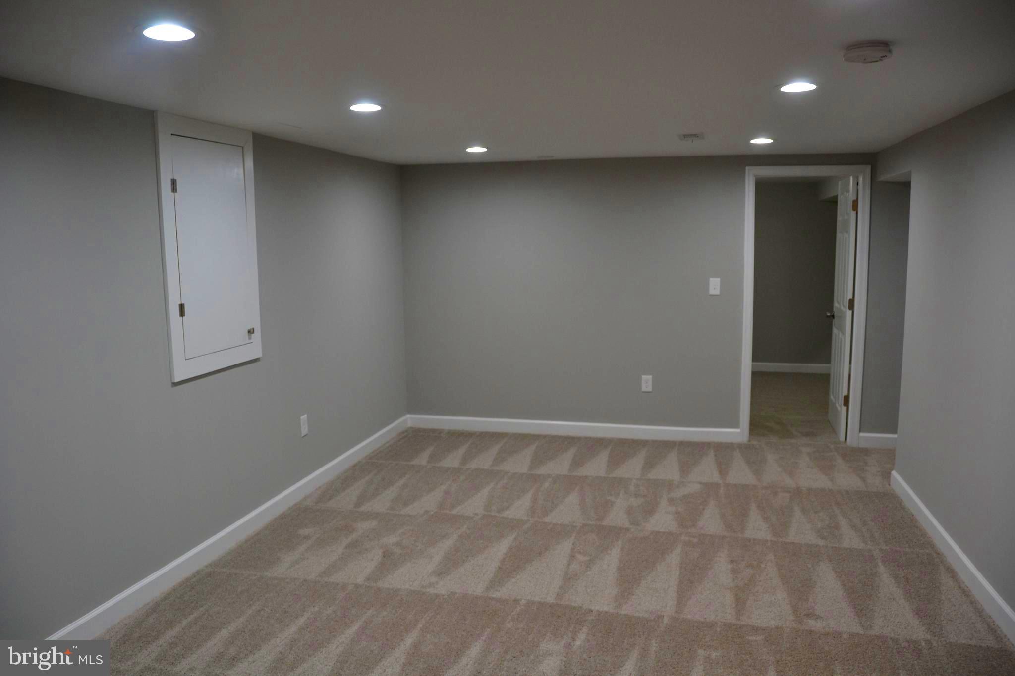 318 Cheddington Road Linthicum, MD 21090 - Photo 31 of 33
