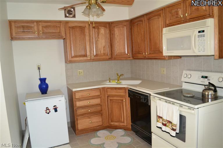 6486 State Road, Unit C8 Parma, OH 44134 - Photo 3 of 22