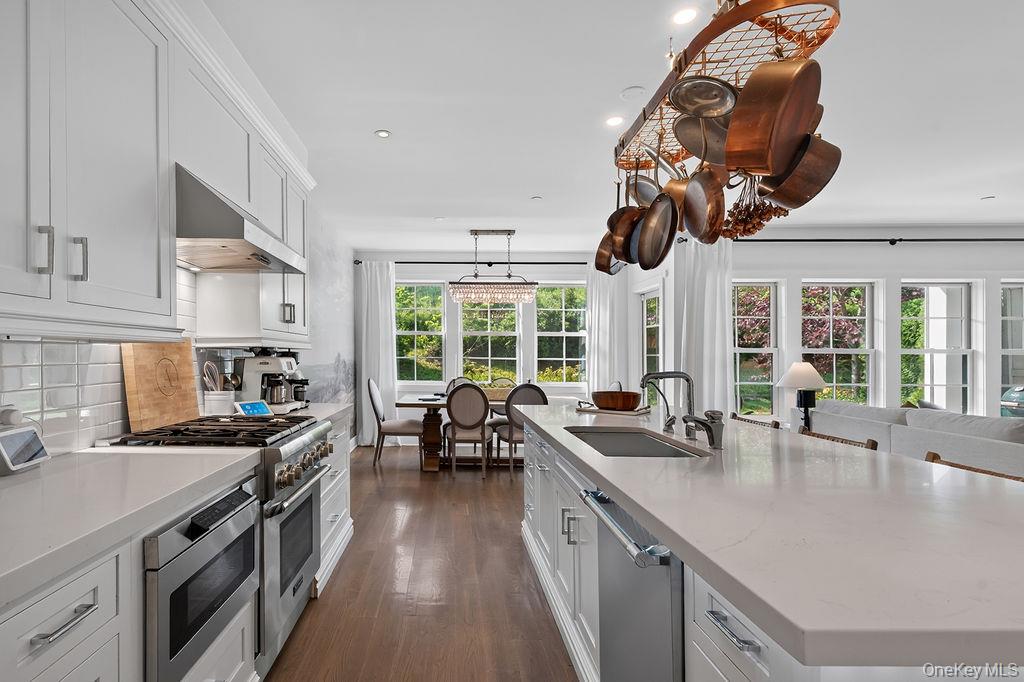 23 Honeysuckle Lane Rye Brook, NY 10573 - Photo 18 of 50