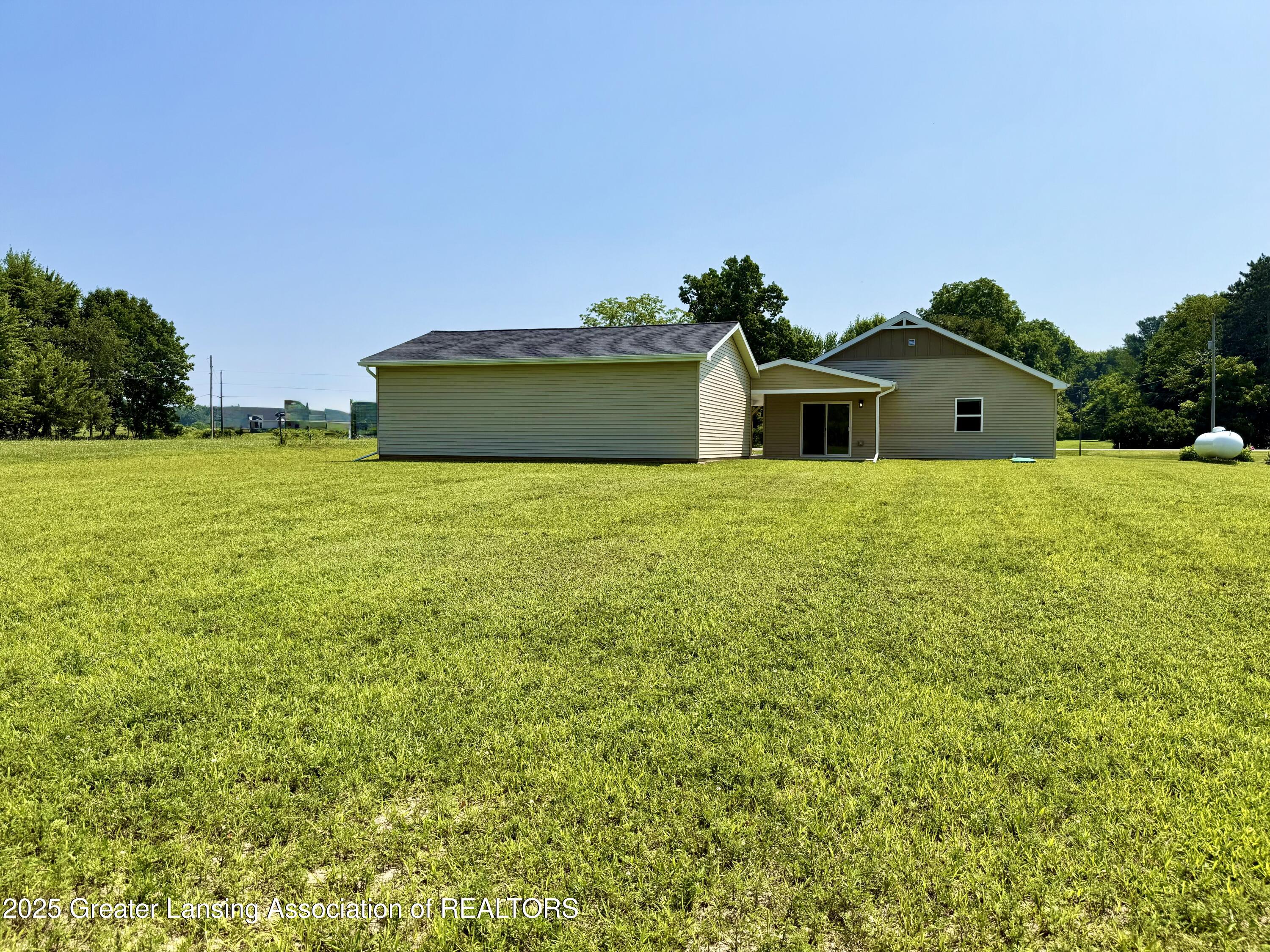 129 Casler Road Charlotte, MI 48813 - Photo 33 of 34 IMG_4435