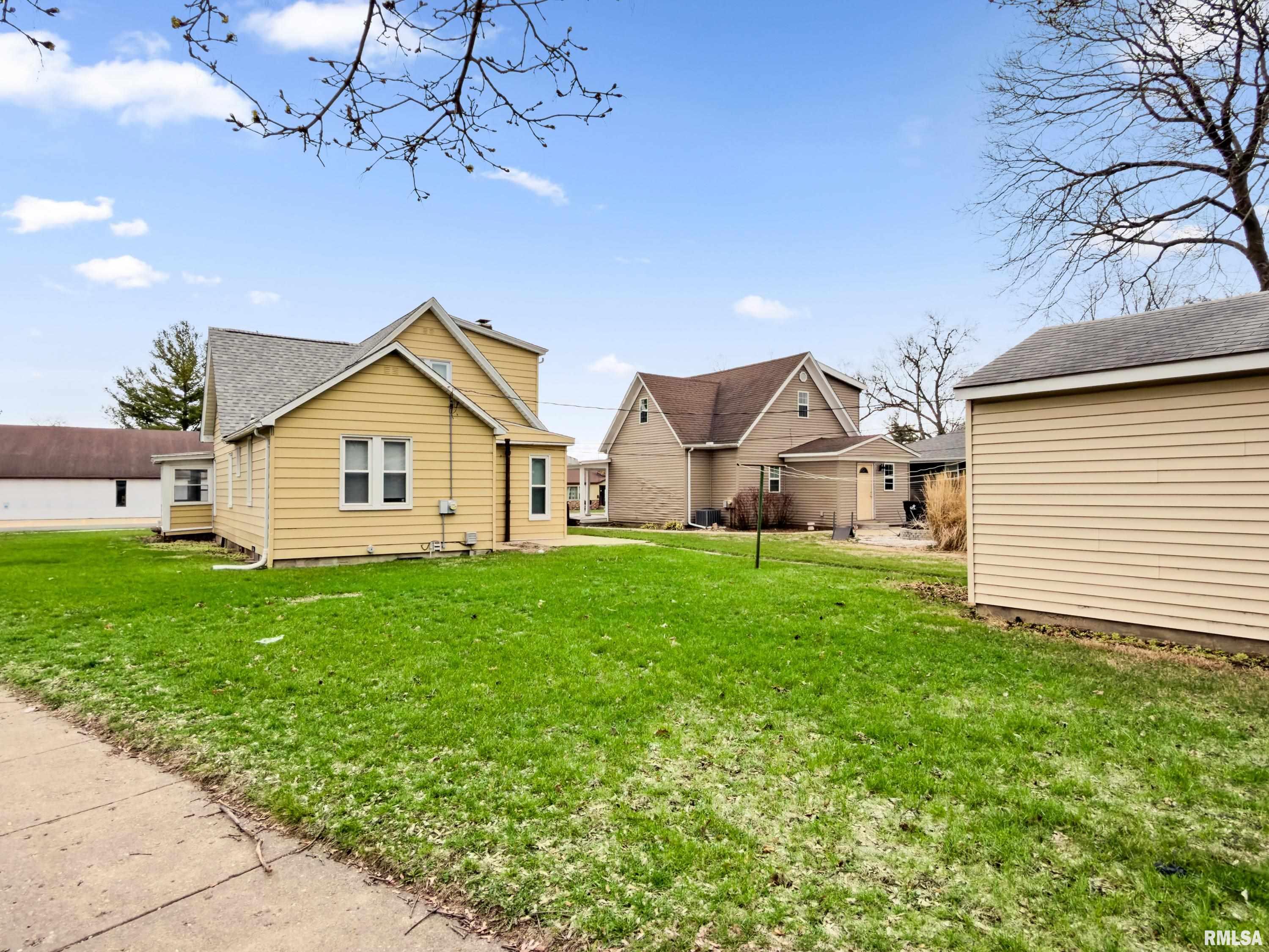 1249 North 5th Street Chillicothe, IL 61523 - Photo 7 of 37