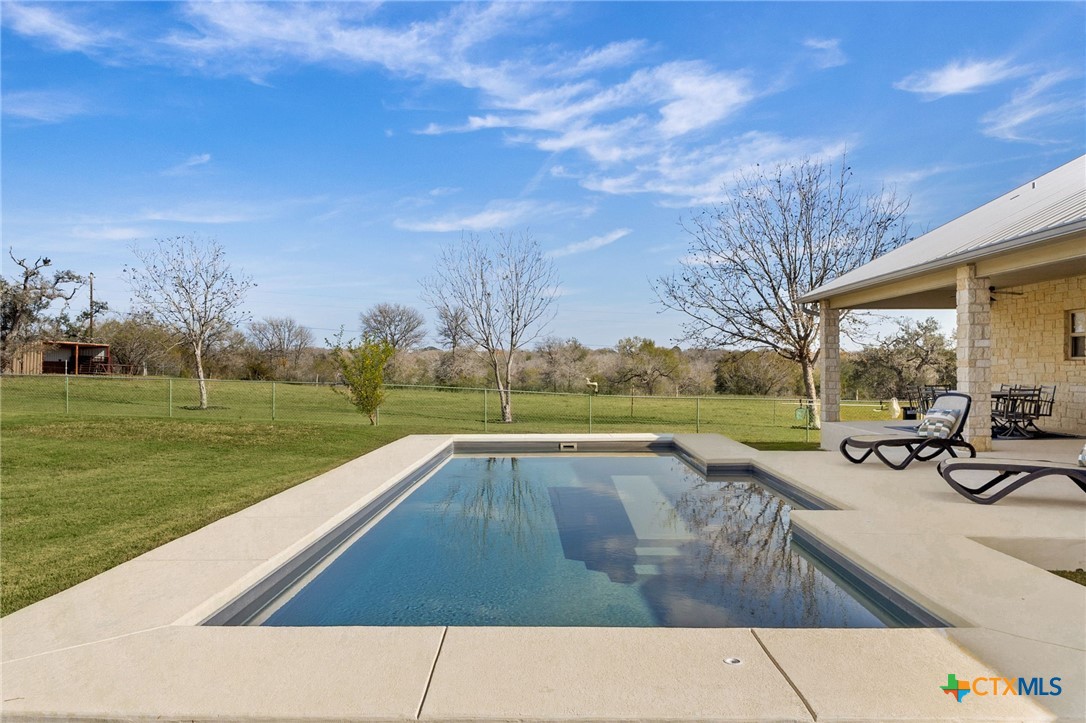 2419 Eden Road Seguin, TX 78155 - Photo 9 of 11