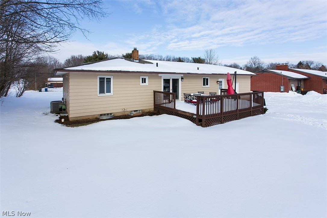 1660 Berna Road Akron, OH 44312 - Photo 4 of 32