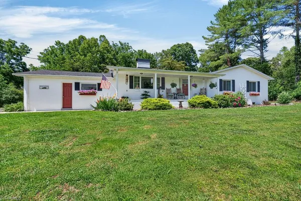 $308,000 | 110 Dunwoody Lane, Mount Airy, NC 27030