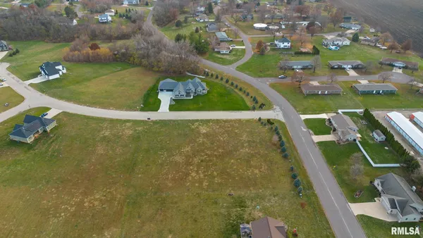 $54,900 | 1960-1962 Mayflower Drive, Pekin, IL 61554