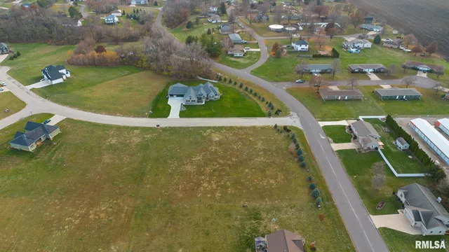 $54,900 | 1960-1962 Mayflower Drive, Pekin, IL 61554