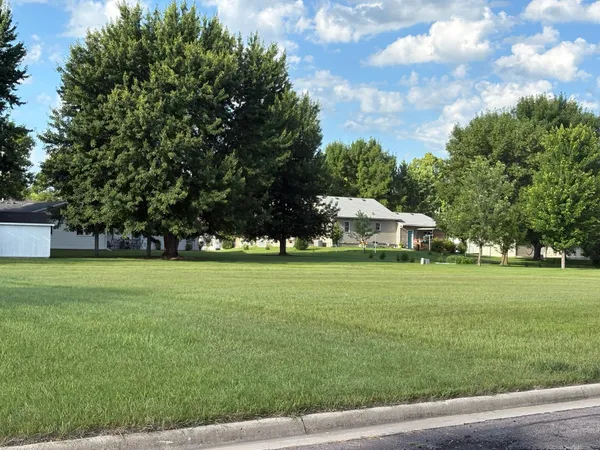 $28,500 | 1039 Montana Avenue, Benson, MN 56215