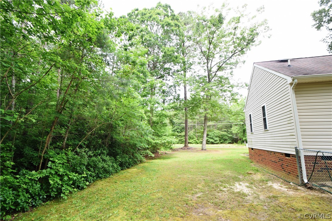 251 Providence Road Deltaville, VA 23043 - Photo 28 of 29 Gallery Image 28