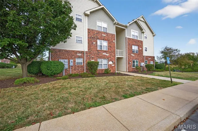 $1,699 | 1313 Piedmont Circle, St. Peters, MO 63304