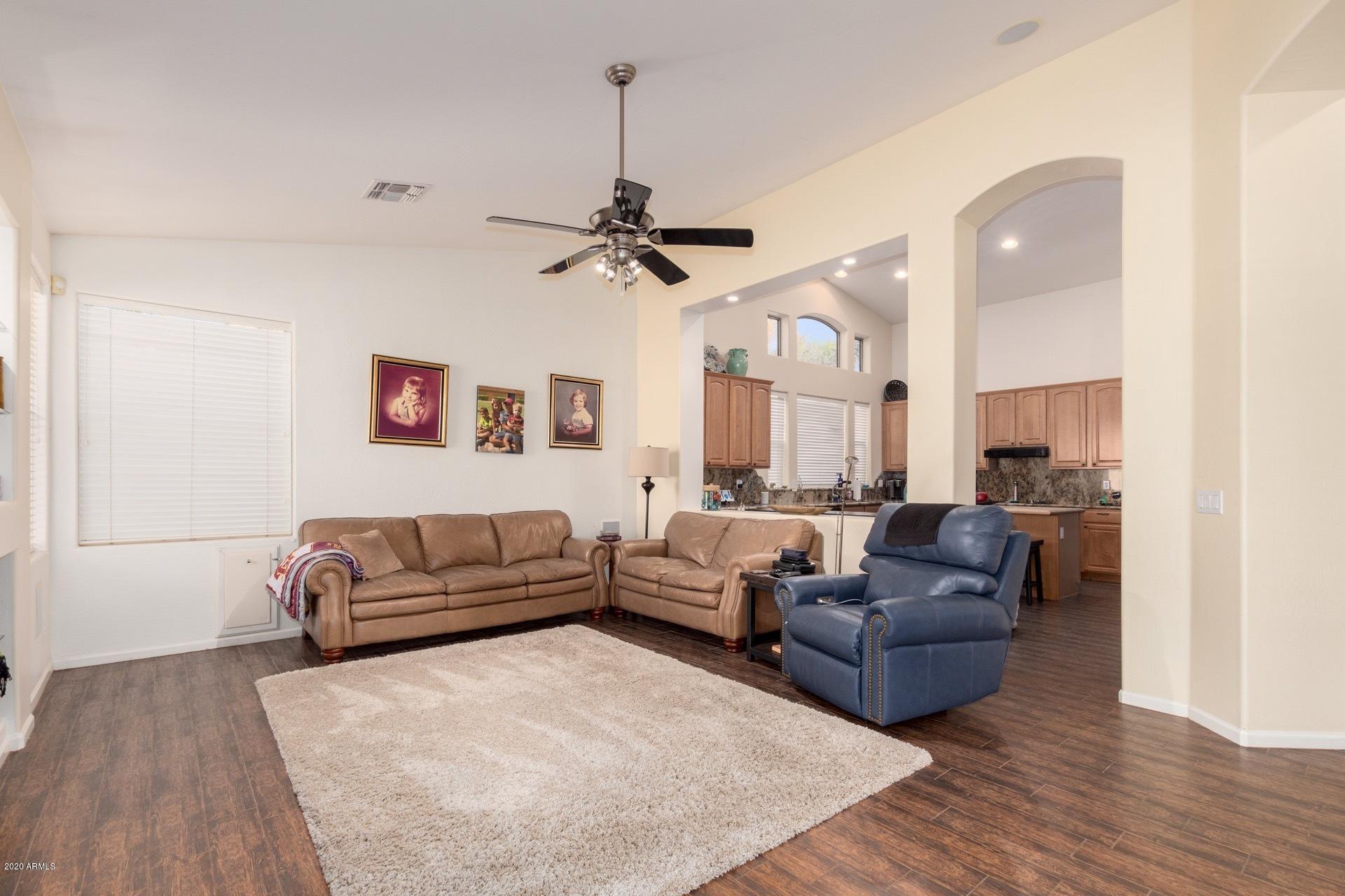 438 West Louis Way Tempe, AZ 85284 - Photo 12 of 39 0011-Louis 13