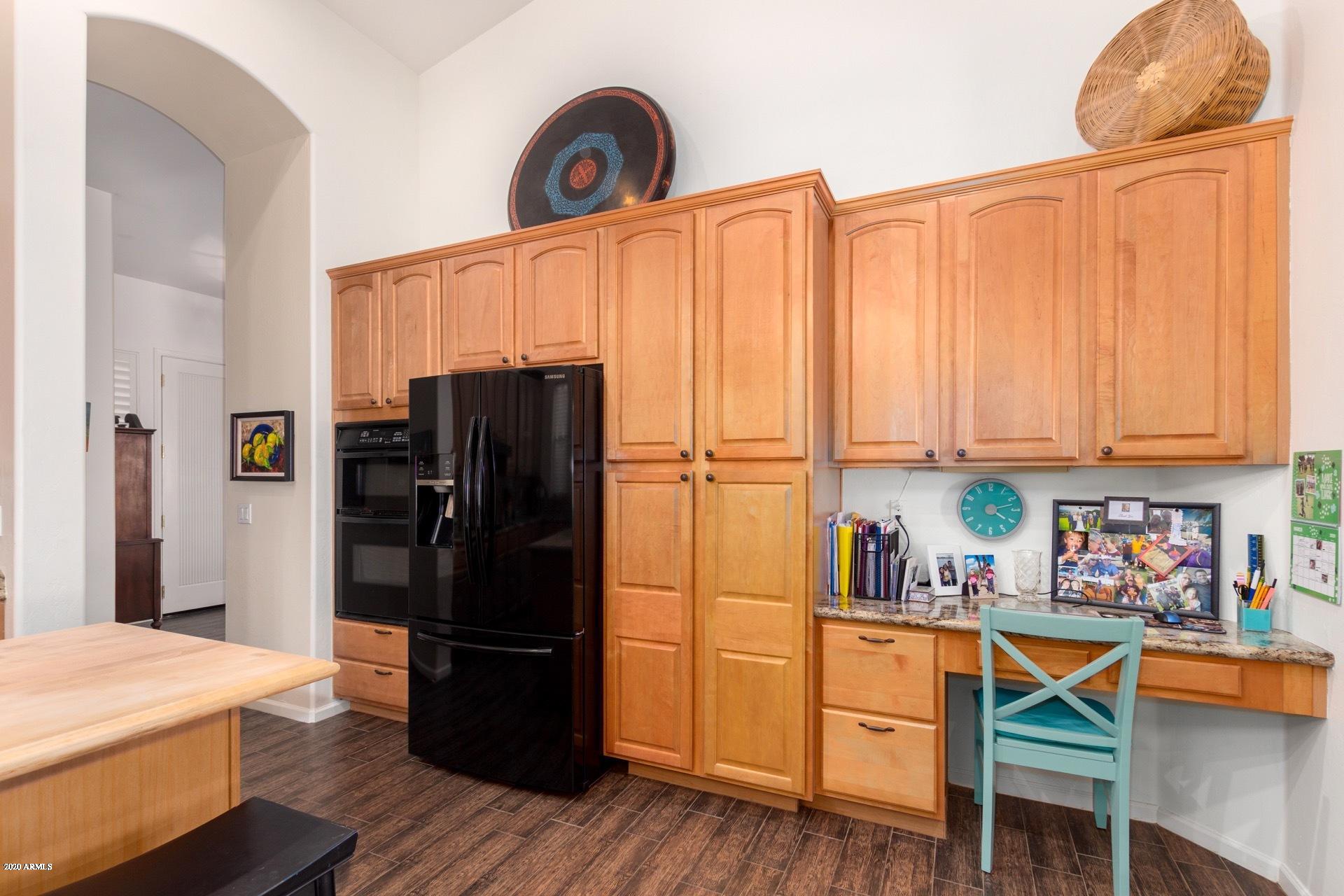 438 West Louis Way Tempe, AZ 85284 - Photo 8 of 39 0019-Louis 20