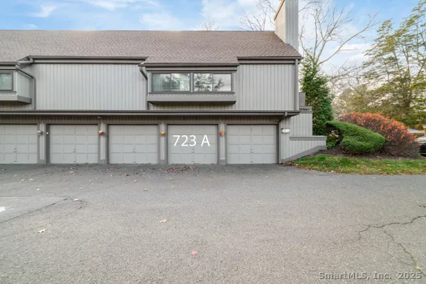 a view of a storage & utility room