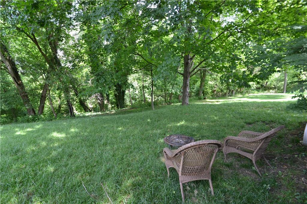 760 Scrubgrass Road Mt. Lebanon, PA 15243 - Photo 2 of 25 Gallery Image 2