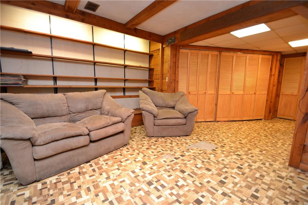 760 Scrubgrass Road Mt. Lebanon, PA 15243 - Photo 14 of 25 Gallery Image 14