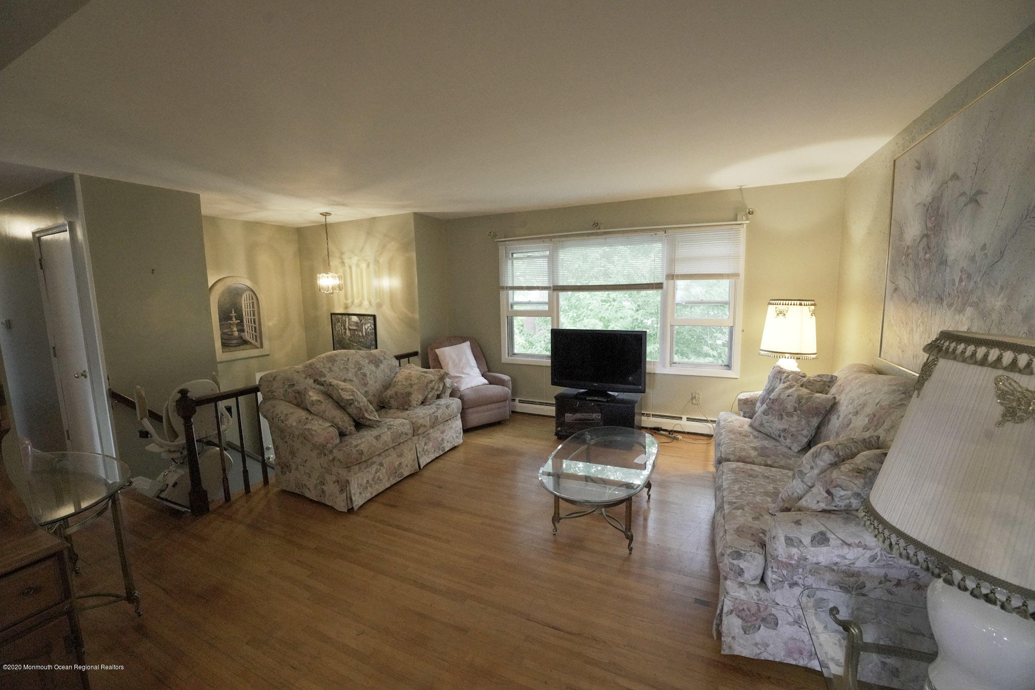 100 Sudbury Road Point Pleasant, NJ 08742 - Photo 2 of 26 Living Room