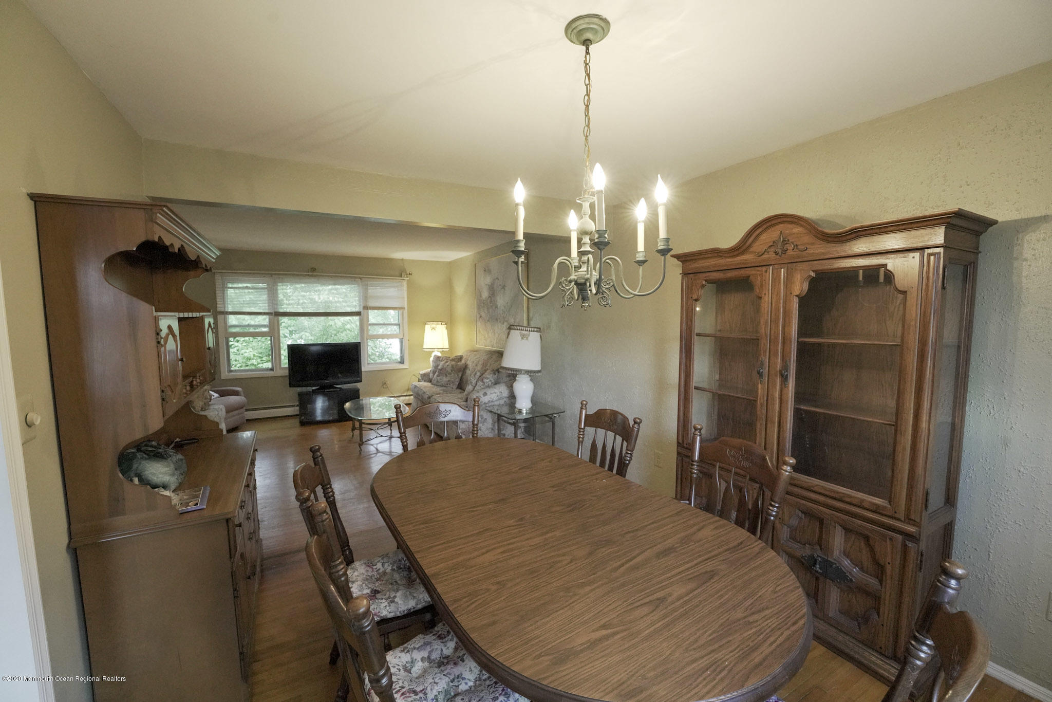 100 Sudbury Road Point Pleasant, NJ 08742 - Photo 5 of 26 Dining Room to Living Room