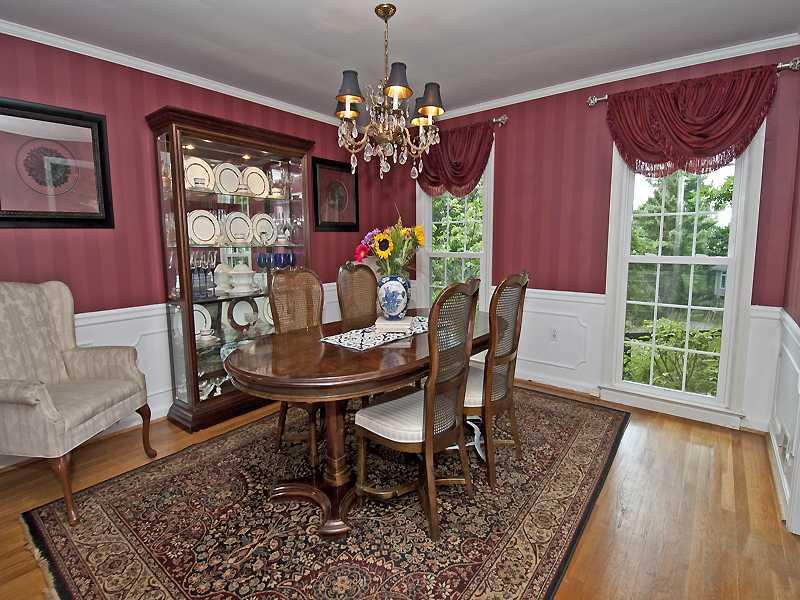 624 Trotwood Ridge Road Upper St. Clair, PA 15241 - Photo 6 of 22 Dining Room.